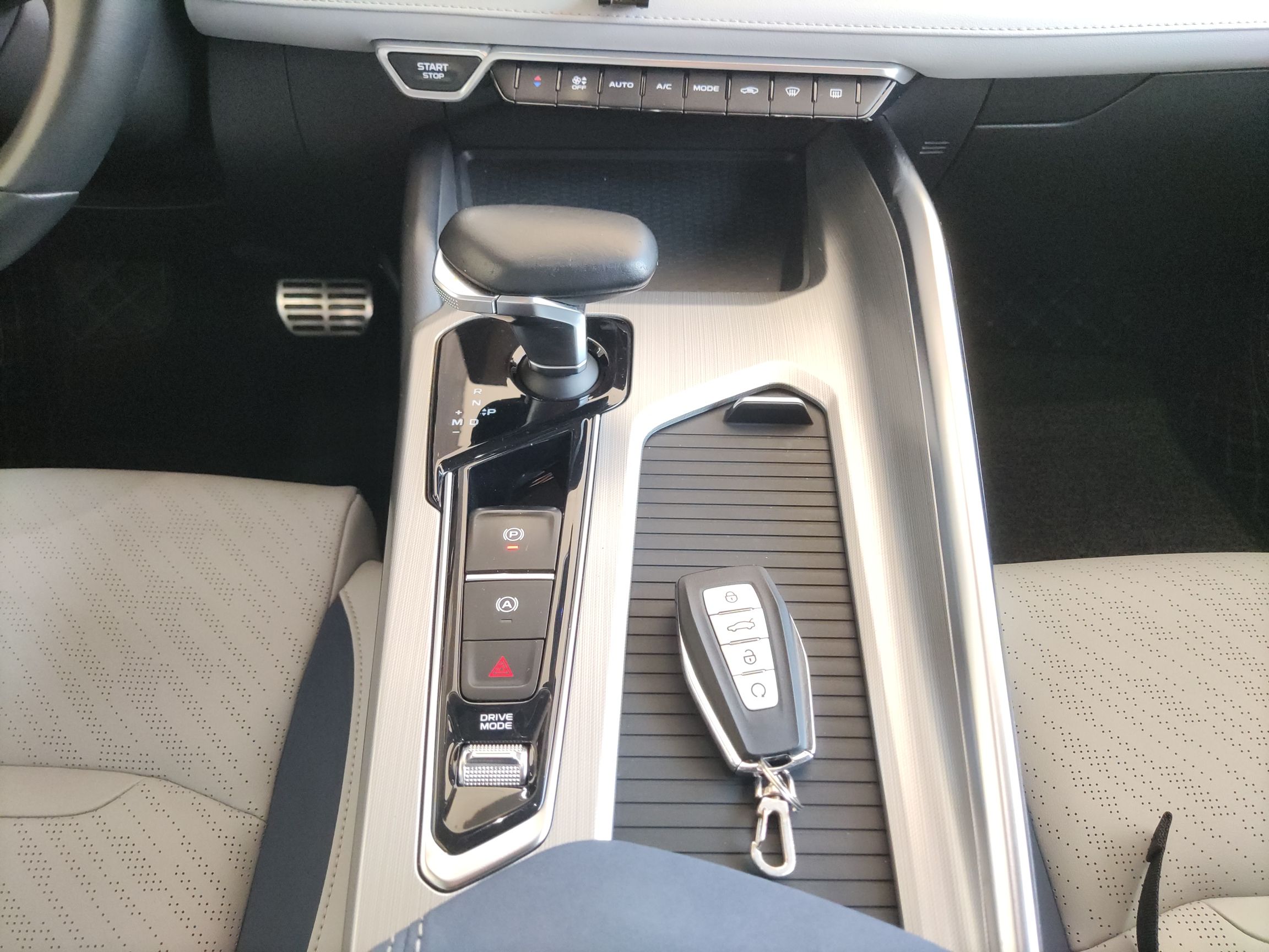 Geely Auto Preface 2021 Revised Version 2.0TD Luxury Edition — снимка 16