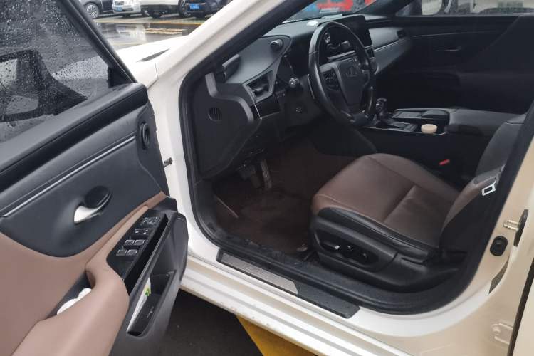 Used Lexus ES 2022 260 Excellence Edition