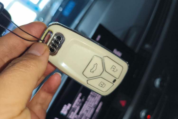 Used Audi A4L 2022 40 TFSI Fashion Dynamic Model
