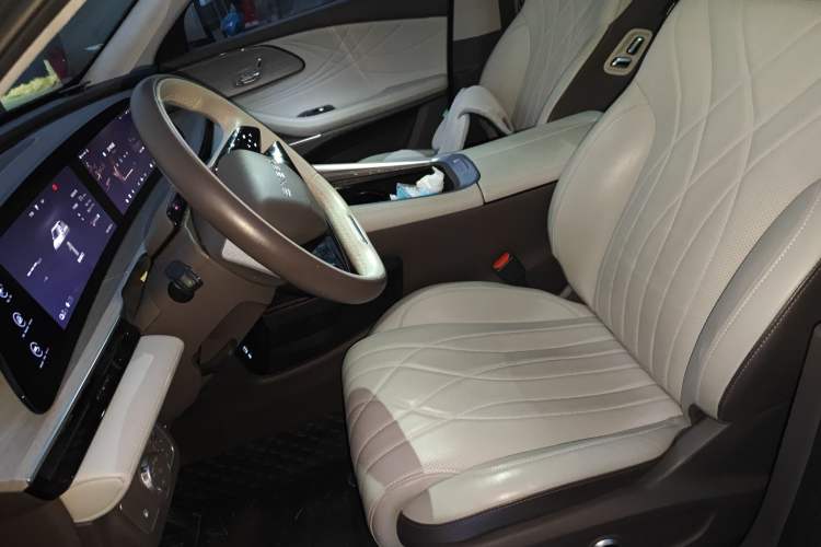 Used EXEED Stellar C-DM 2024 1.5T Ultra-Long Range Max
