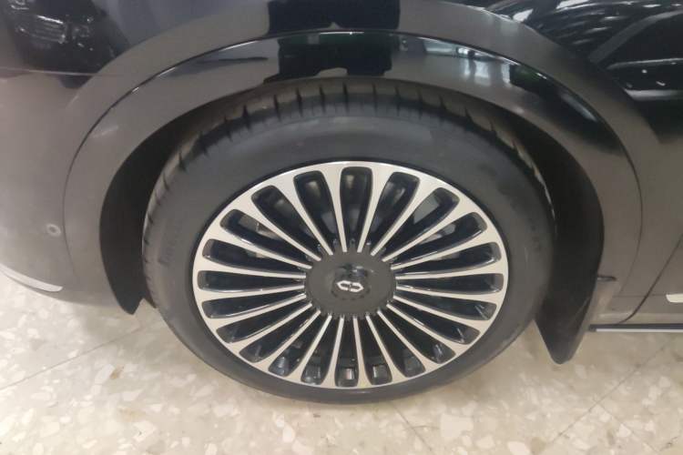 Used Hima AITO M9 2024 Range-Extended Max Edition 42 kWh 5-Seater Version
