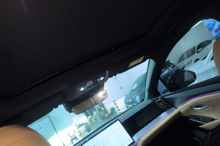 Used BYD Song L DM-i 2024 160 km Excellence Version Headliner