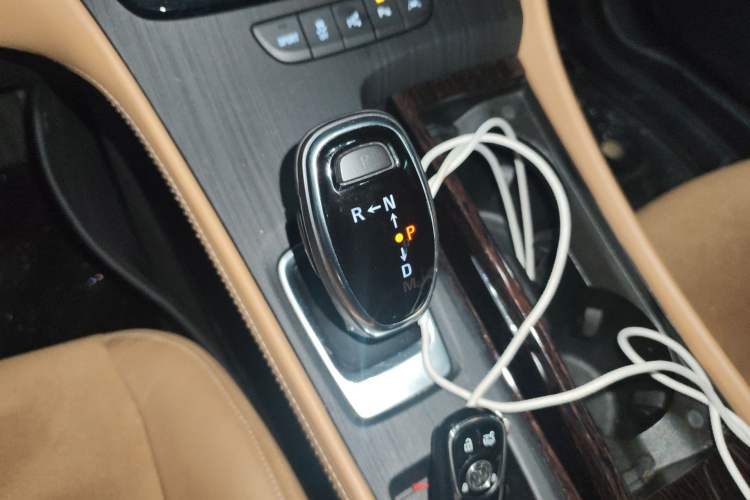 Used Buick LaCrosse 2018 28T Luxury Model