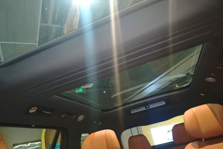 Used Hima AITO M9 2025 Extended-Range Ultra Version 52 kWh 6-Seater Headliner