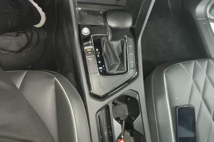 Used Volkswagen Tiguan L 2022 330TSI Automatic Two-Wheel Drive Smart Edition