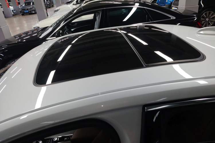 Used Volvo S60 2024 B4 Zhiyi Luxury Edition
