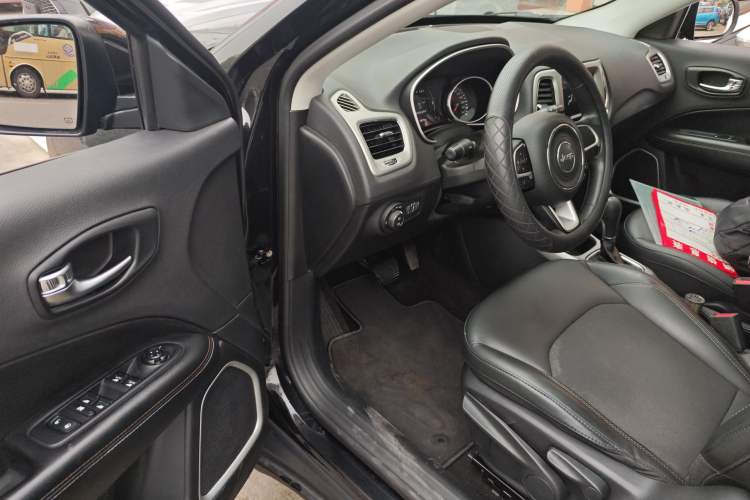 Used Jeep Compass 2019 220T Automatic Enjoyment Version