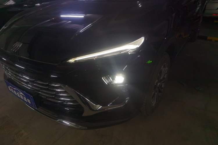 Used Buick Envision 2025 25T Entry-Grade Platinum Edition