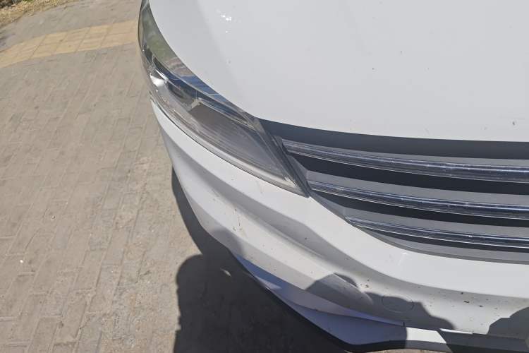 Used Dongfeng Fengon 580 2018 Revised Version 1.8L Manual Comfort Edition