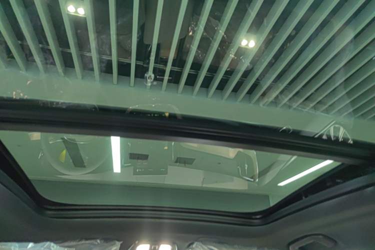 Used Volvo XC60 2026 B5 4x4 Smart Luxury Edition Headliner