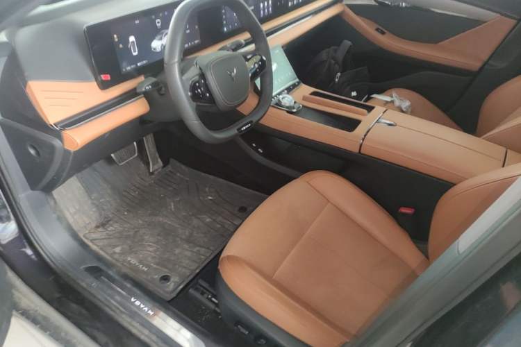 Used VOYAH PASSION 2024 PHEV Four-Wheel Drive Ultra-Long Range Flagship Model Left Front Seat