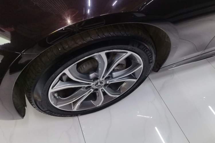 Used Mercedes-Benz E-Class 2022 Revised E 300 L Sport Luxury Edition Exterior 1