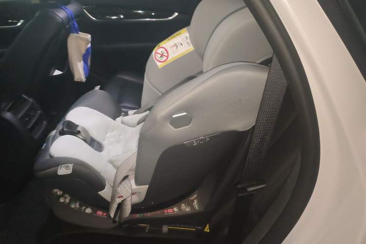 Used Cadillac XT5 2018 25T Luxury Model
