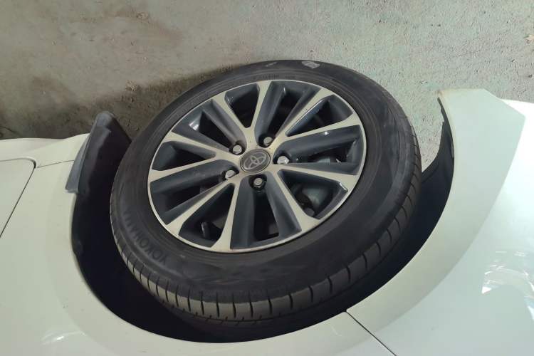 Used Toyota Levin 2024 Smart Electric Hybrid Dual-Engine 1.8L Luxury Edition