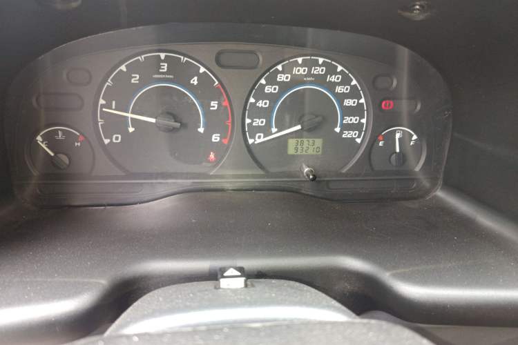 Used JMC Transit 2019 2.8T Commercial Version Short Wheelbase Low Roof 6-Seater China VI Emission Standard JX493