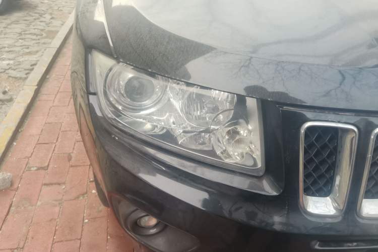 Used Jeep Compass 2011 2.4L four-wheel drive Comfort version