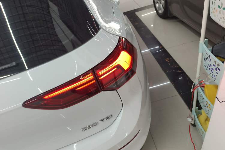 Used Volkswagen Golf 2024 280TSI DSG Pro 50th Anniversary Edition Right Rear Taillight