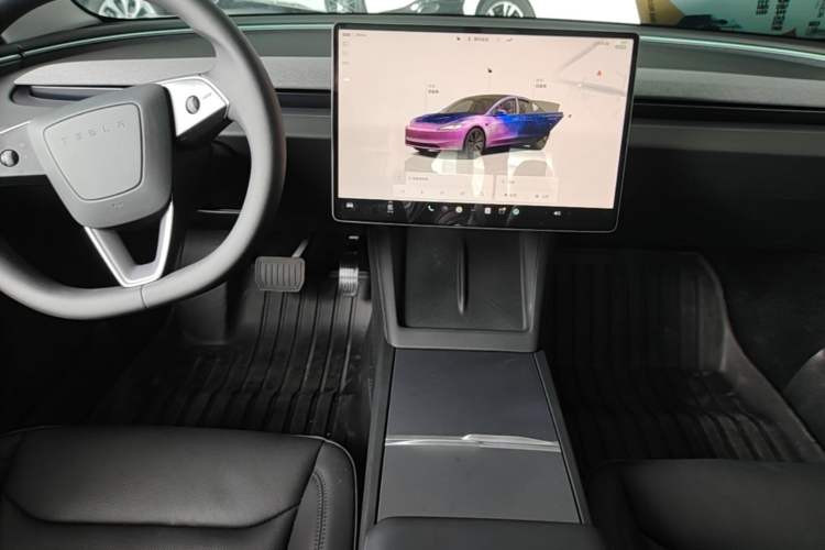 Used Tesla Model 3 2025 Rear-Wheel-Drive Version
