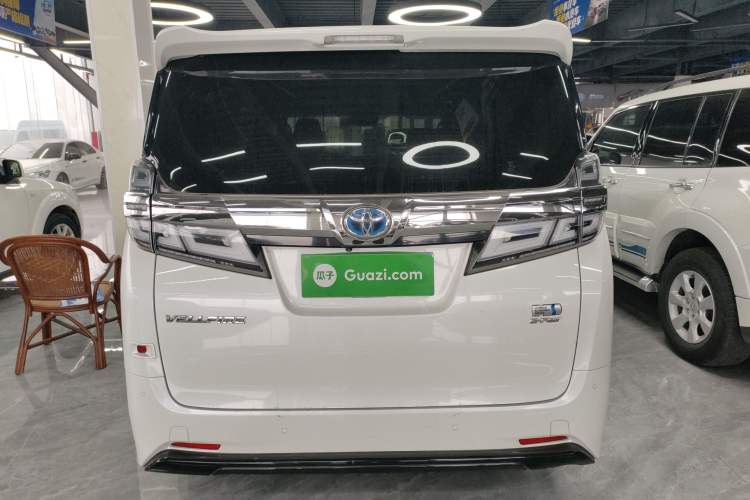 Used Toyota Vellfire 2019 Dual-Engine 2.5L HV Luxury Edition Rear