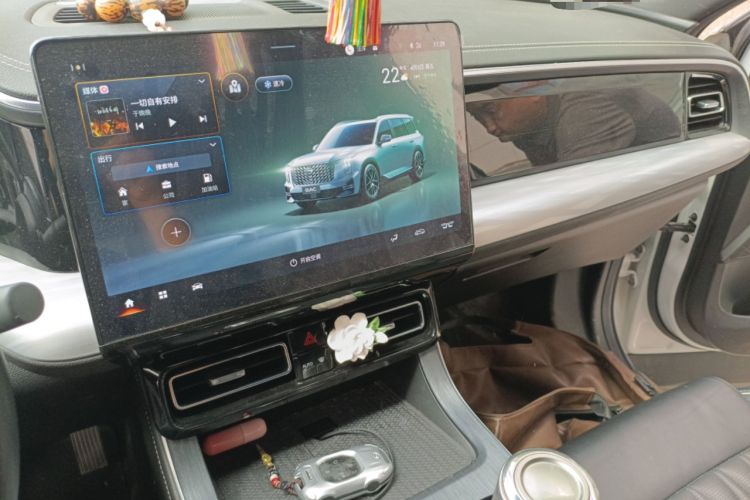 Used GAC Trumpchi GS8 2022 Linghang Series 2.0 TGDI Two-Wheel Drive Luxury Smart Connectivity Version (6 Seats) Audio And AC Panel