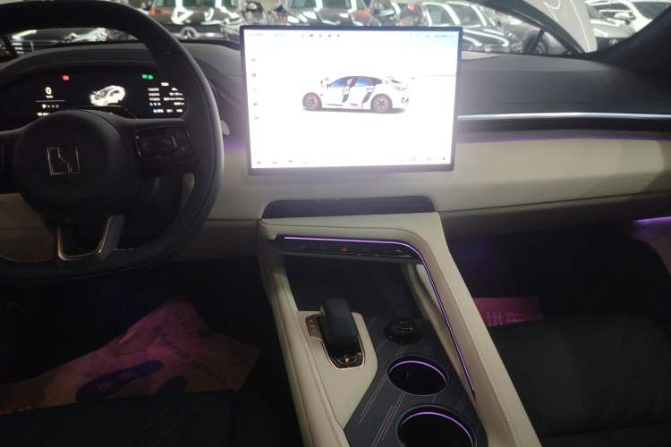 Used Zeekr 001 2025 YOU Edition 100 kWh All-Wheel Drive Audio And AC Panel