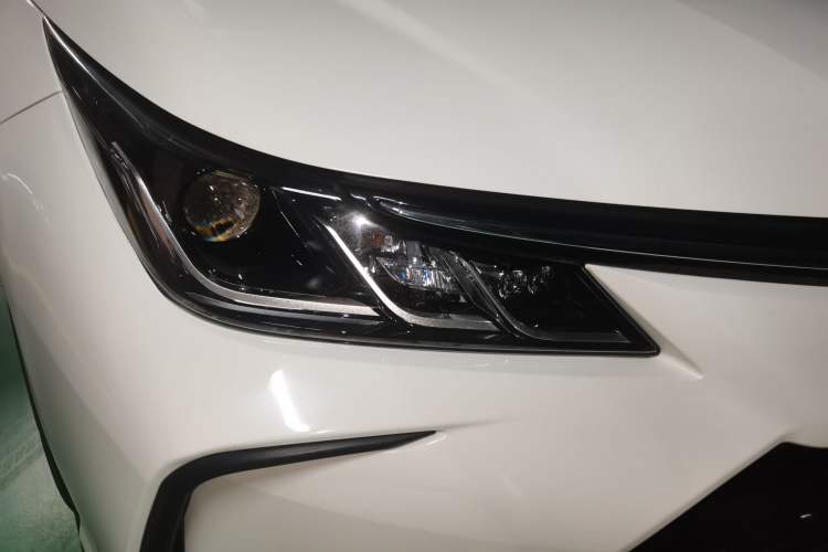 Used Toyota Corolla 2019 Dual-Engine 1.8L E-CVT GL-i Elite Edition