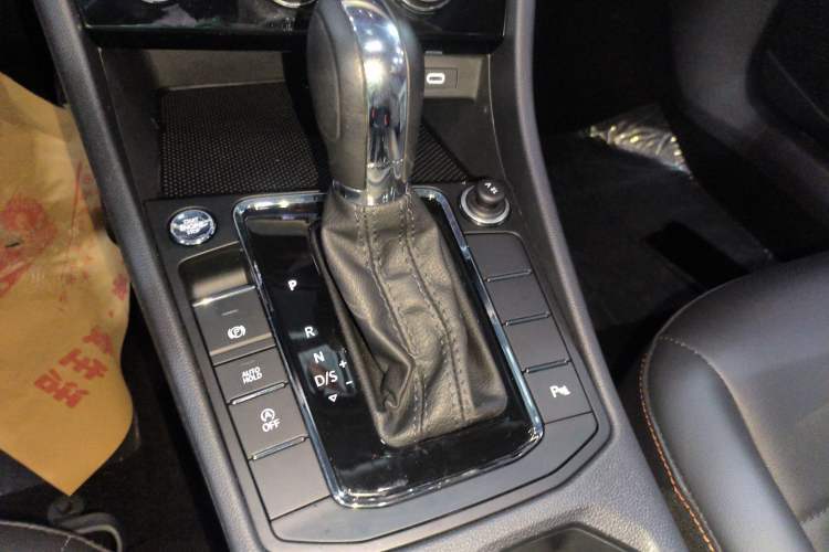 Used Volkswagen Bora 2023 200TSI DSG Smart Drive Version
