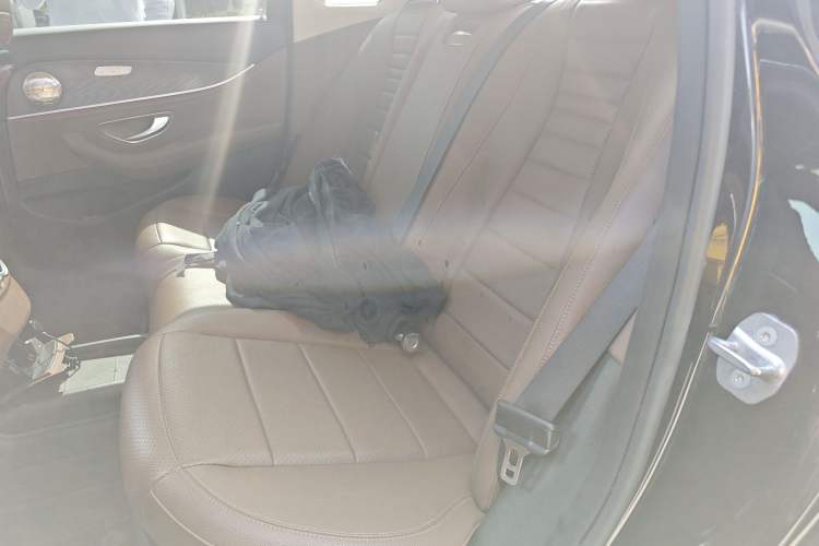 Used Mercedes-Benz E-Class 2019 E 200 L Sport 4MATIC
