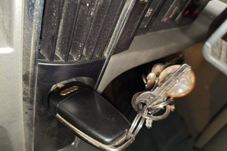 Used Audi A6L 2009 2.0 TFSI automatic standard version