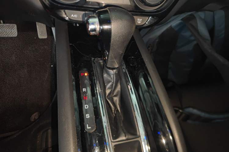 Used Honda Vezel 2020 1.5L CVT Pioneer Edition