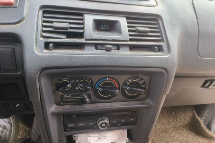 Used Leopaard Heijingang 2013 2.2L Manual Two-Wheel Drive Standard Version Audio And AC Panel