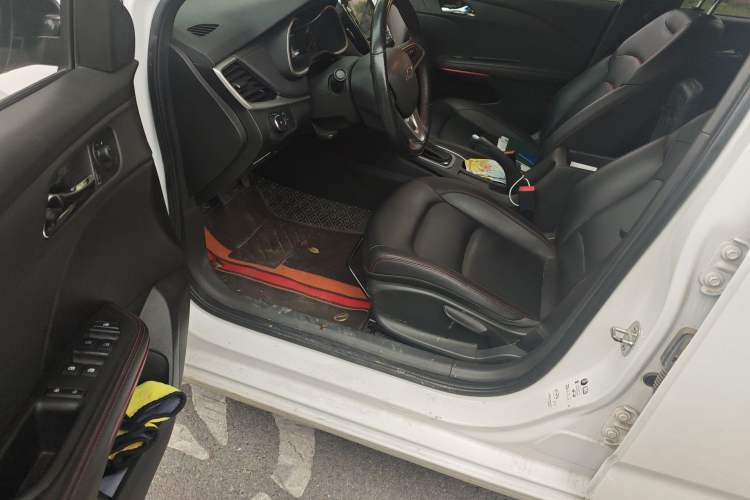 Used Chevrolet Monza 2019 RS 330T Automatic Comfort Edition China VI Standard Driver Seat