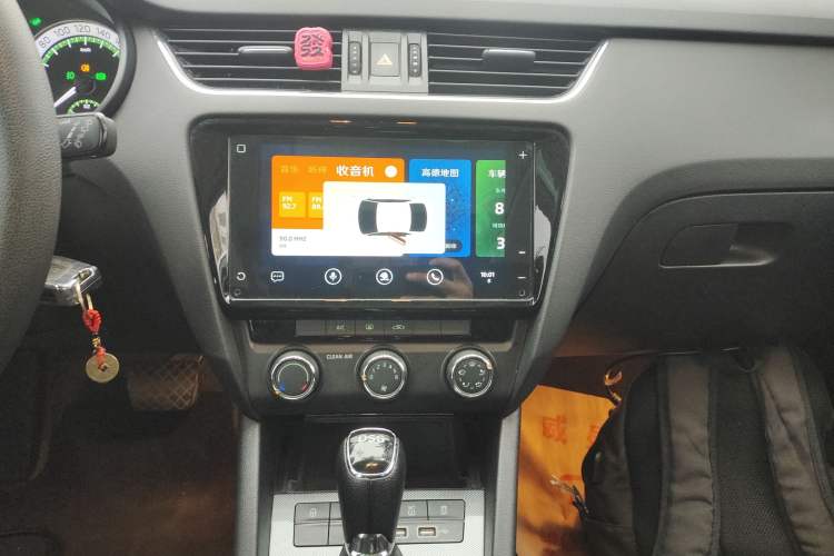 Used Skoda Octavia 2019 TSI280 DSG Luxury Edition Station Wagon China VI Standard
