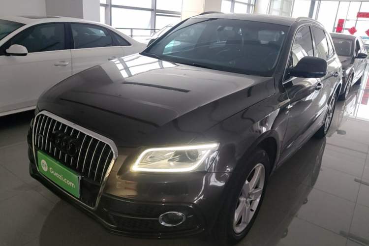 Used Audi Q5 2017 Plus 40 TFSI Ambition Model