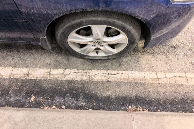 Used Honda Spirior 2009 2.4L Prestige Navigation Edition Right Front Wheel Hub