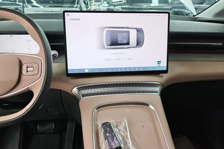 Used XPeng X9 2025 740 Ultra-Long Range Max
