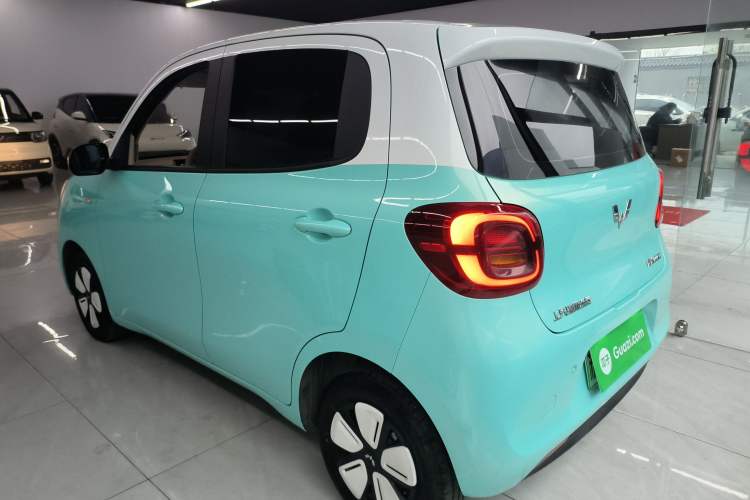 Used Wuling Hongguang MINIEV 2025 Four-Door Version Premium Edition Exterior 2