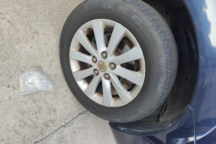 Used Buick GL8 2012 2.4L BASE Comfort Edition
