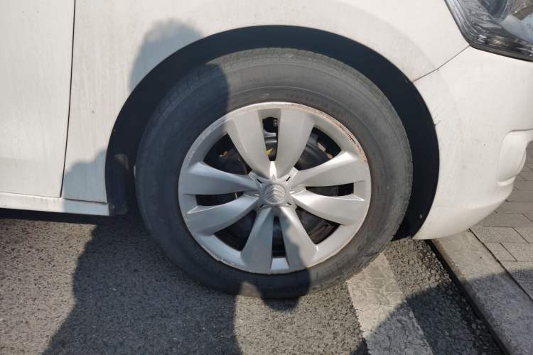 Used Citroen Elysee 2014 1.6L Automatic Fashion Model