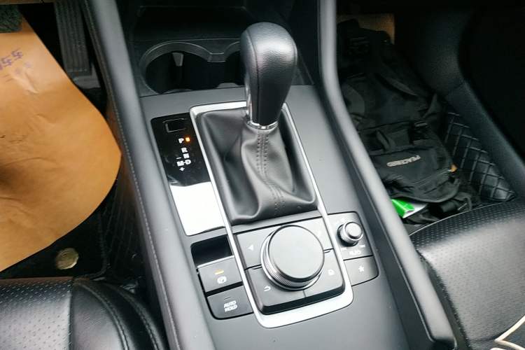 Used Mazda Mazda 3 Axela 2022 2.0L Automatic Zhiqing Edition