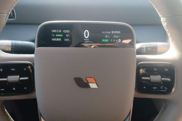 Used Li Auto MEGA 2025 Home Family Special Edition
