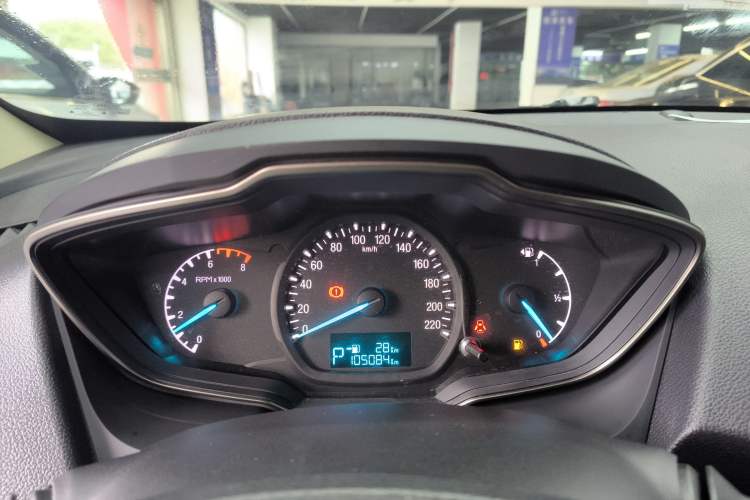 Used Ford Escort 2015 1.5L Automatic Comfort Edition
