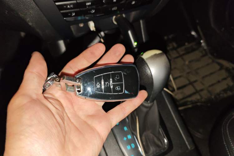 Used BAIC Senova X65 2015 2.0T Automatic Elite Model
