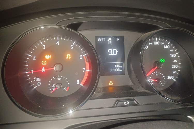 Used Volkswagen Lamando 2015 230TSI DSG Fashion Edition