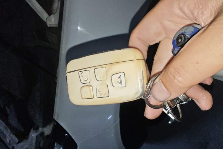 Used Land Rover Discovery Sport 2017 2.0T PURE Vehicle Key