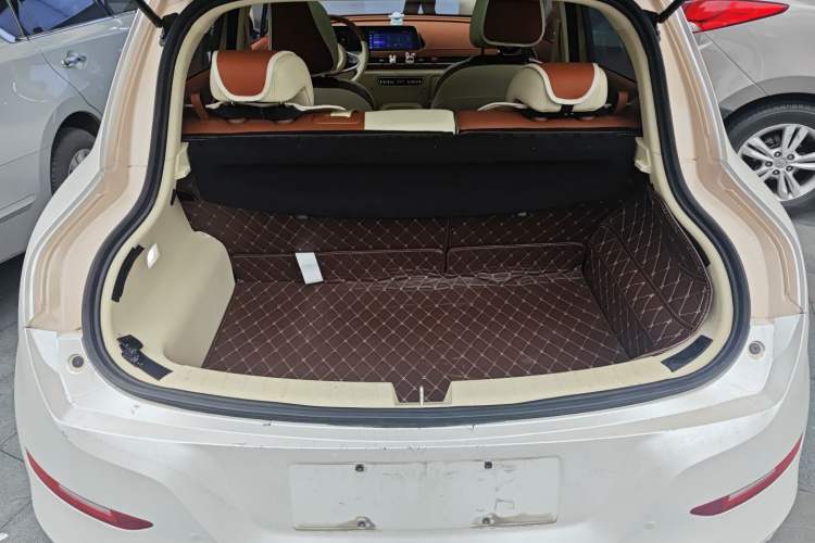 Used ORA Good Cat 2021 400km Standard Range Athena Edition Lithium Iron Phosphate Trunk