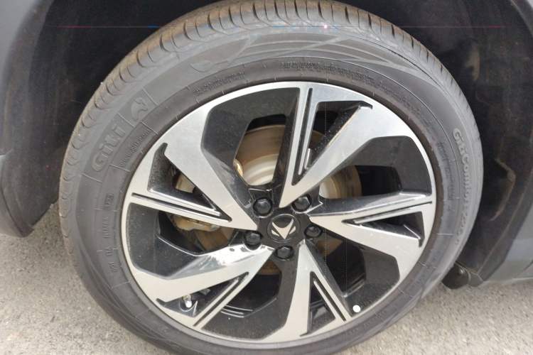 Used ARCFOX Alpha T5 2024 520 PRO
