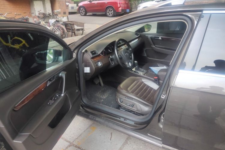 Used Volkswagen Magotan 2012 Travel Edition 2.0 TSI Luxury Version
