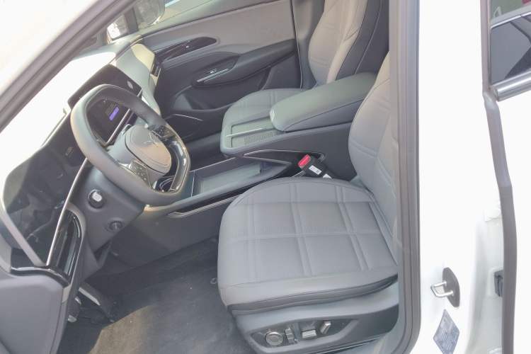 Used Hongqi EH7 2024 760 Pro+ Four-Wheel Drive Version
