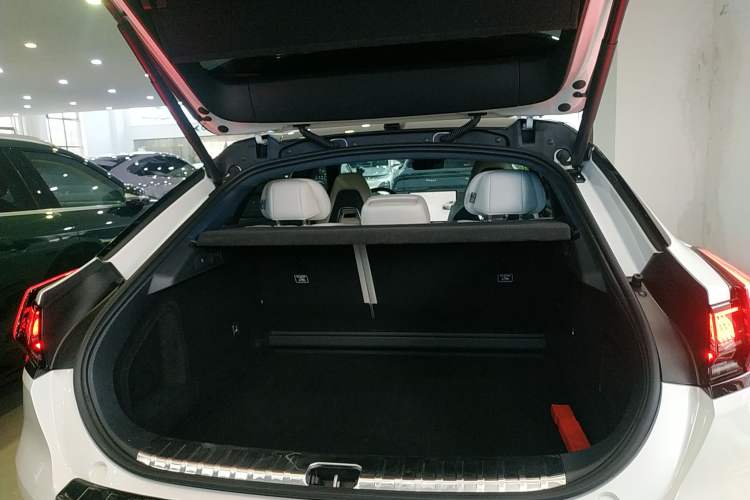 Used Zeekr 001 2023 WE Edition 86 kWh
